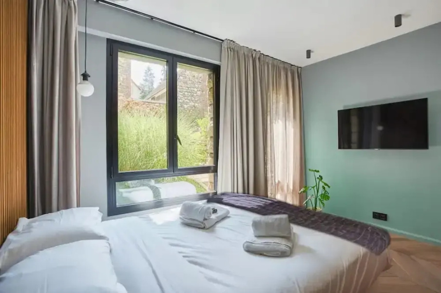 Superb New Studio in Neuilly Porte Maillot