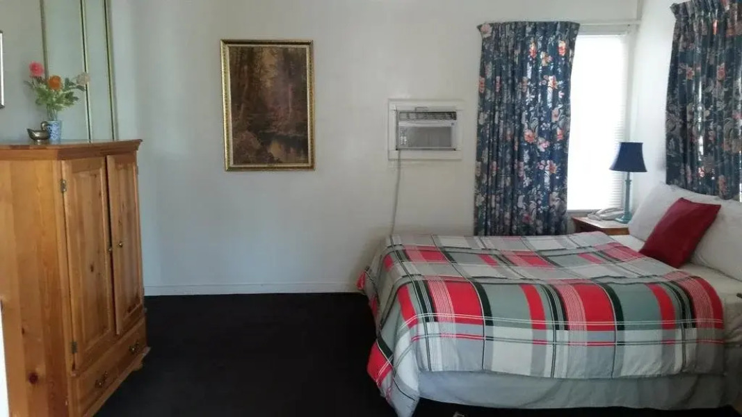 The Mallard House Inn