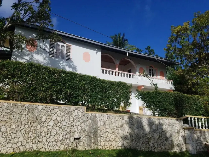 The Cozy Family Inn Guesthouse