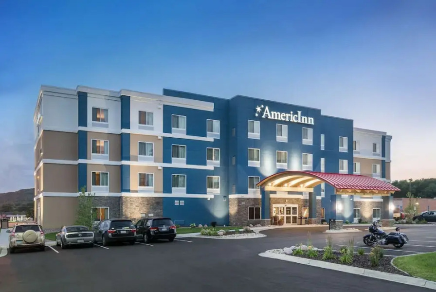 AmericInn Hotel & Suites Winona