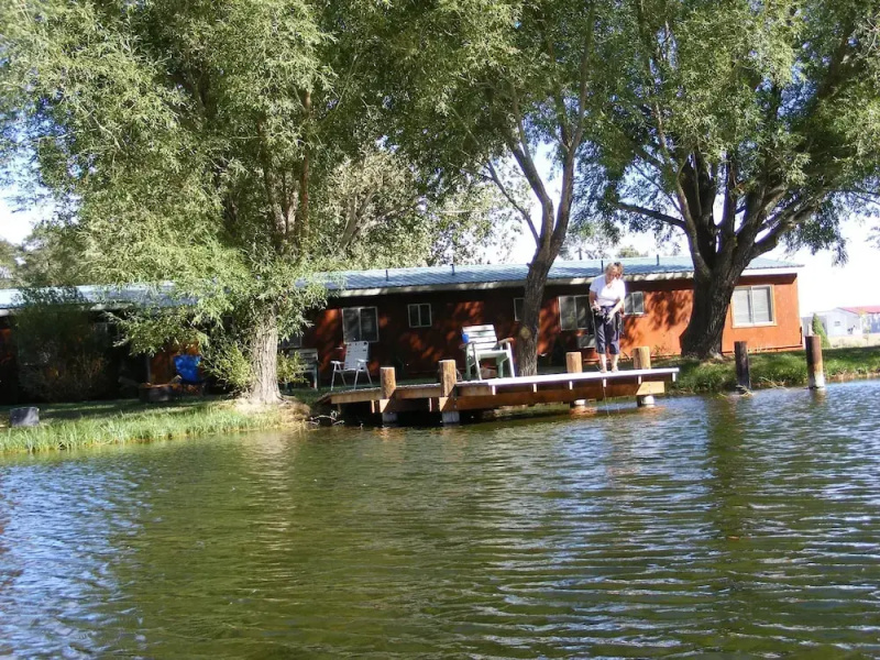 The Lodge at Summer Lake