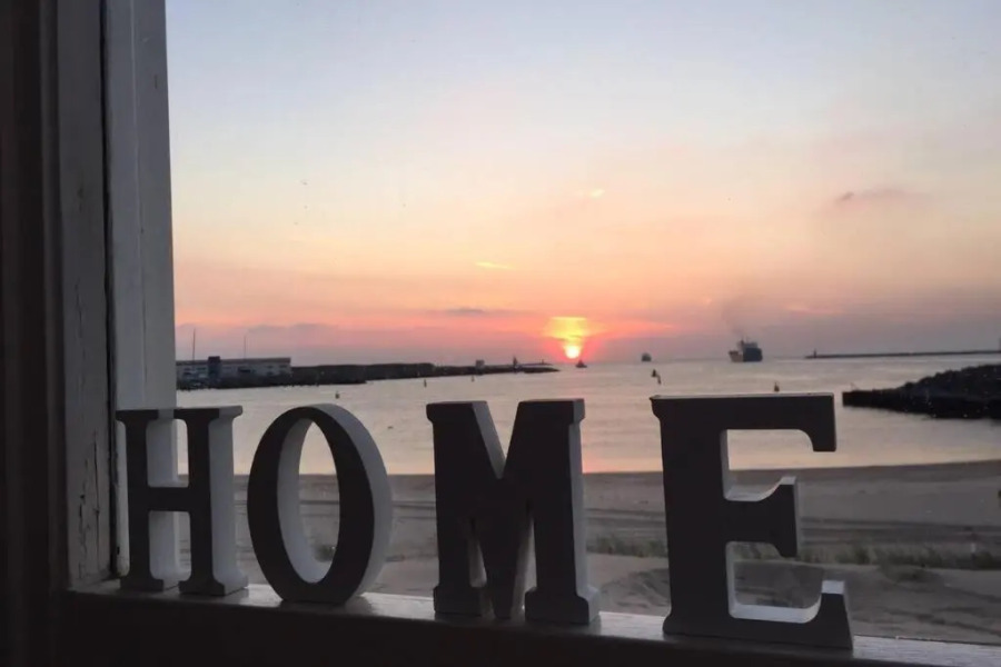 Beachhouse direct aan zee