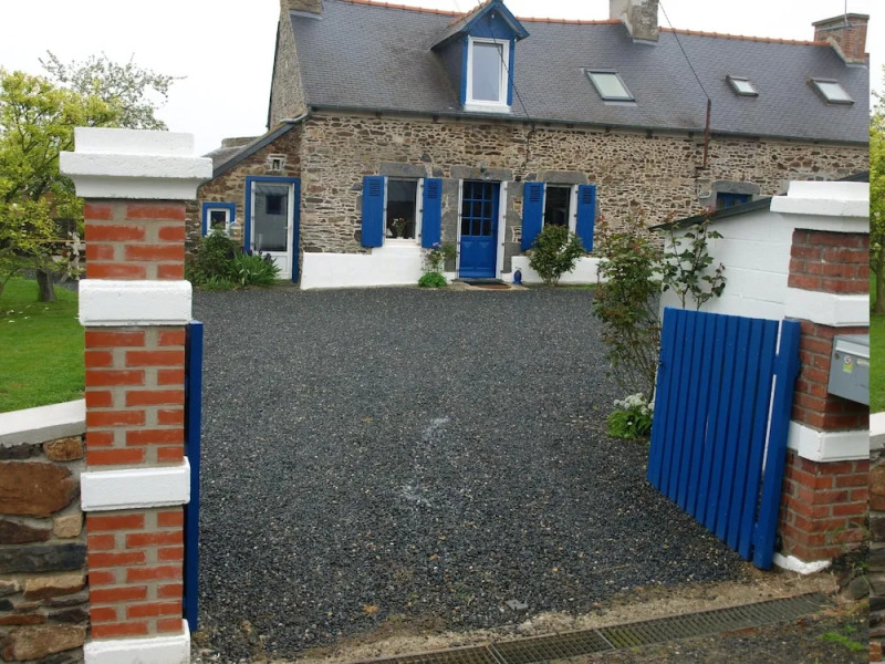 House With 2 Bedrooms in Pordic, With Enclosed Garden - 3 km From the