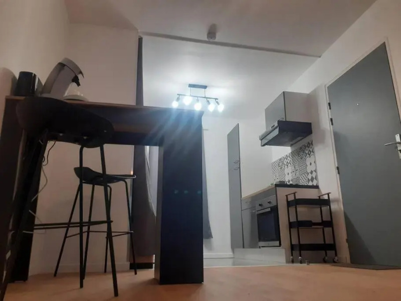 Zarlor magnifique t2 rénové proche clinique