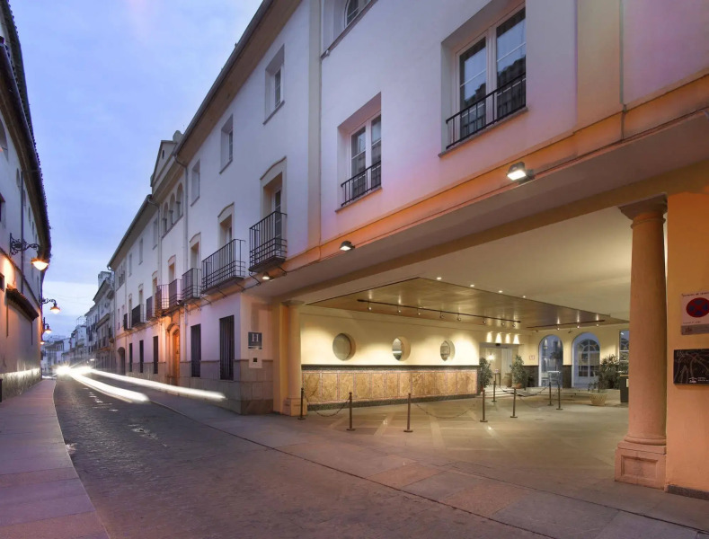 Hotel Macià Alfaros