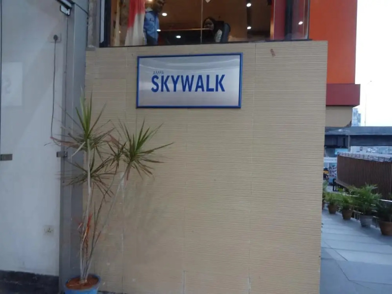 Ampa Skywalk Hotel