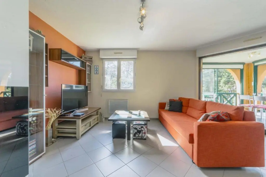 Appartement lumineux avec loggia