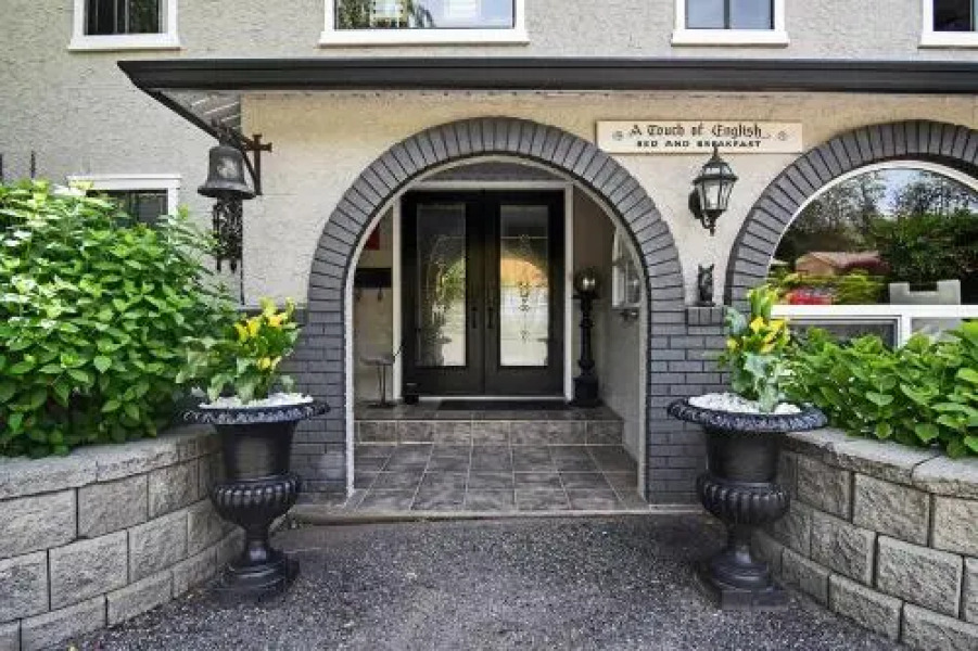 A Touch of English Bed & Breakfast