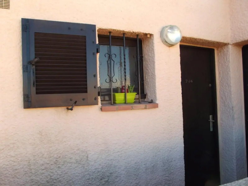 Studio in Leucate, With Wonderful sea View, Shared Pool and Enclosed Garden - 100 m From the Beach