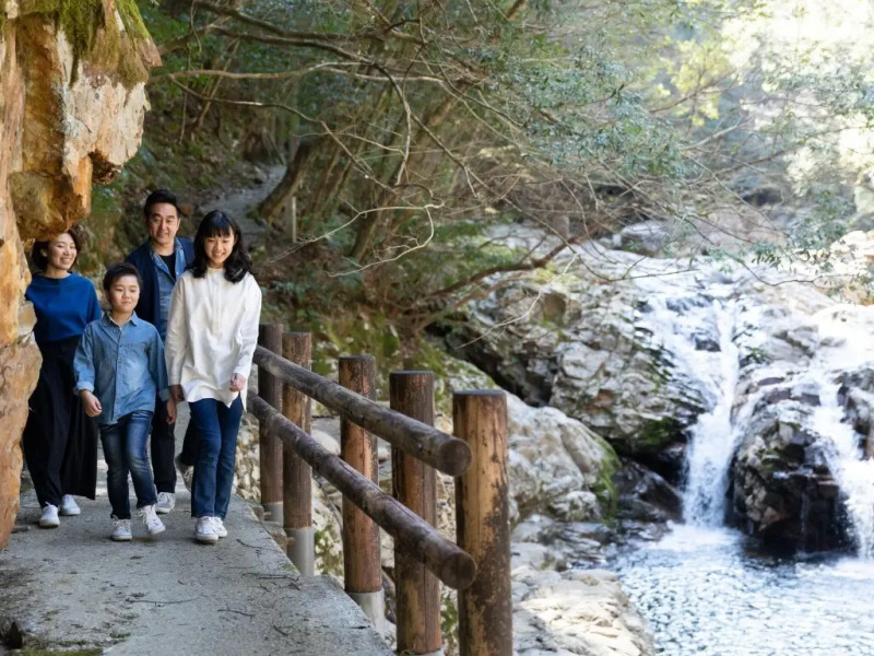 Shimantogawa Genryu Morino Kuni Mizugiwa No Lodge