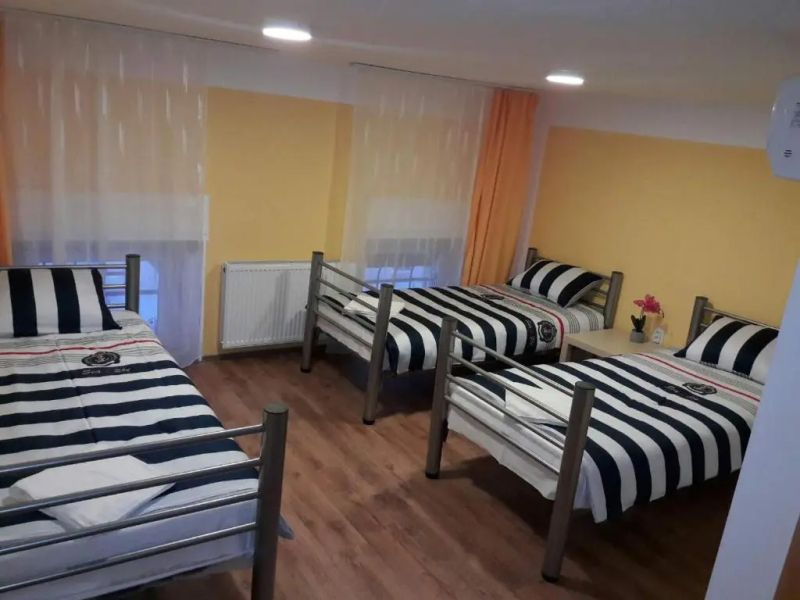 Deniz Pension