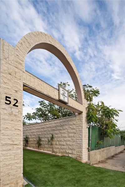 La Finca Luxury Suites Hotel