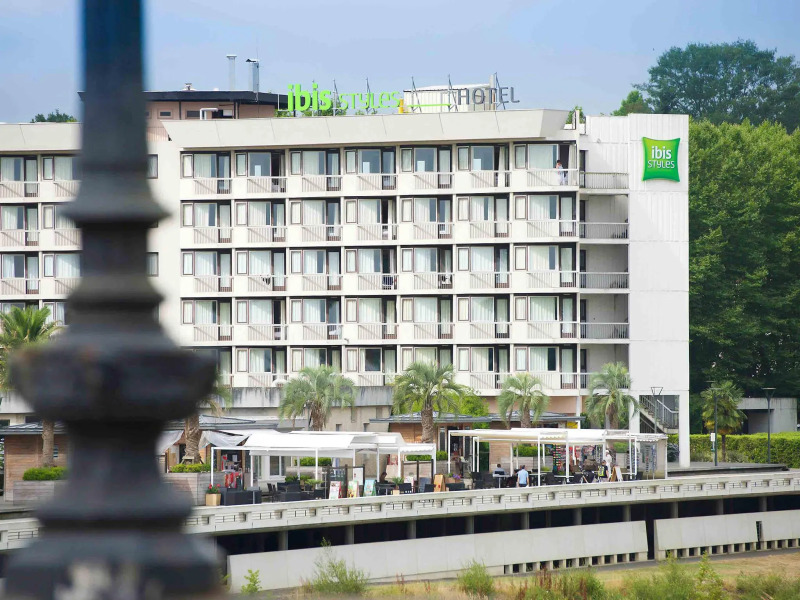 Ibis Styles Dax Center