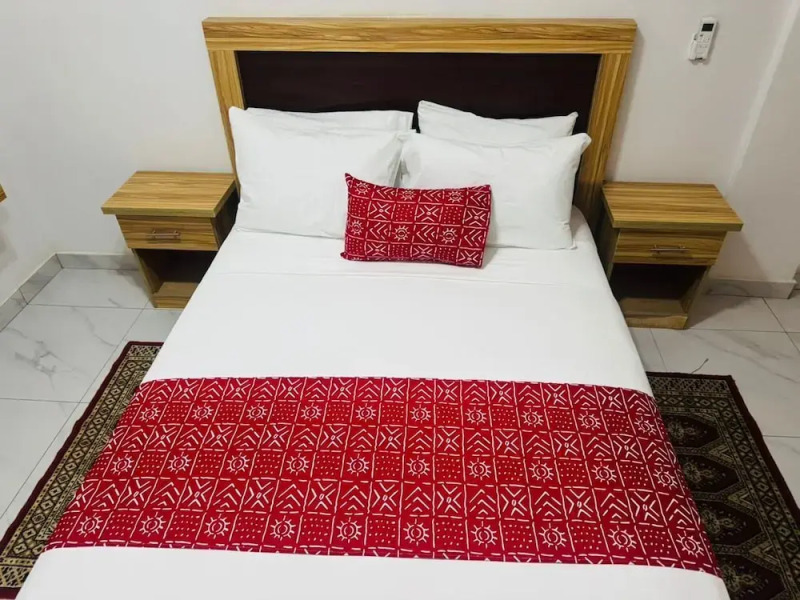 Touraco Suite Hotel Business