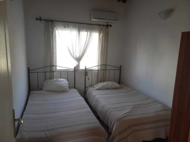 Beautiful and Large 3-bed Villa in Lapta, Cyprus