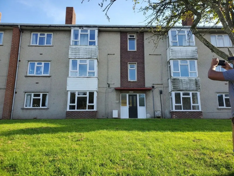 Stunning 2-bed Flat in Haverfordwest