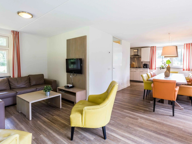 Luxurious villa with dishwasher, in the nature of De Veluwe