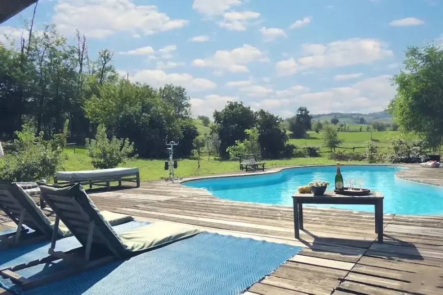 Villa Poggio Zucchino Pool Piacenza