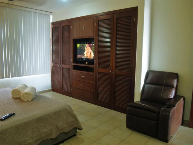 Beachfront Apartment Your Home in Cozumel