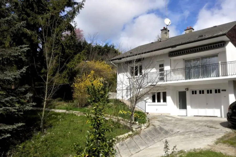 Villa Auxerre luxe Piscine Intérieure proche Paris sans Vis-à-vis