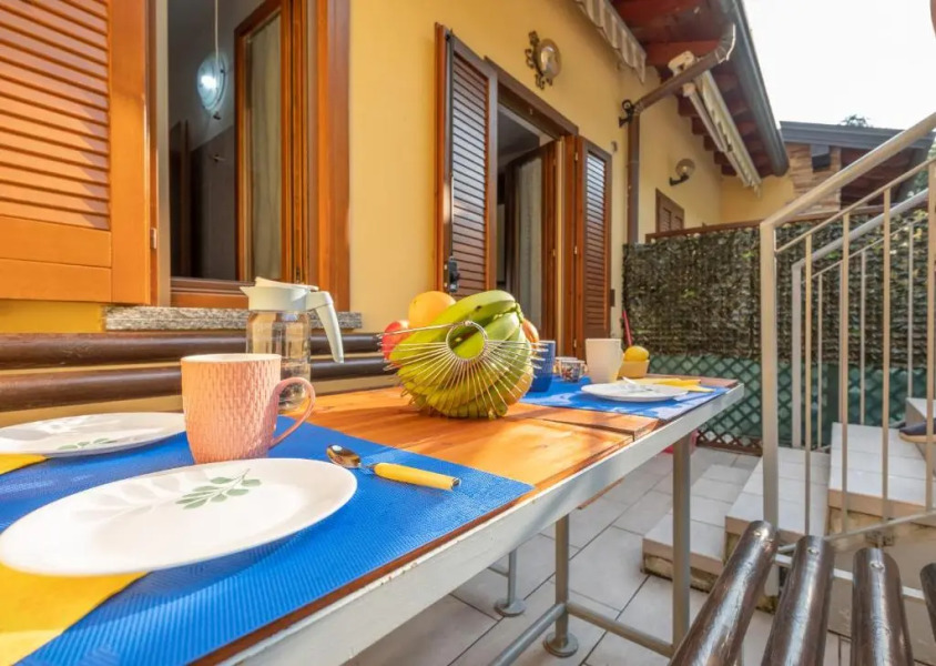 Happy Guest Apartments - Lake Panorama & Pool