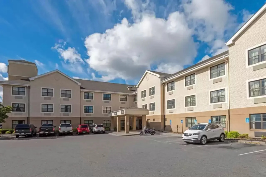 Suburban Studios Minneapolis Brooklyn Center