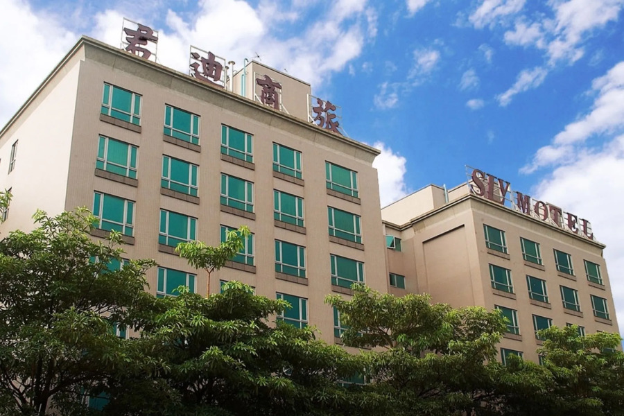 SLV Business Hotel