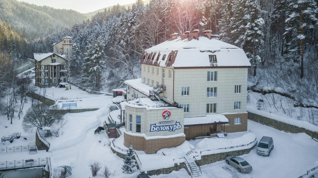 Отель Белокур