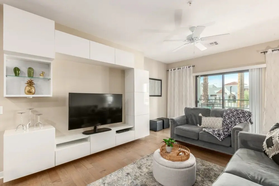 Luxury Condo in Ocotillo! Dining, Resort Pool, Spa, Gym and More! Walk to Everything! by RedAwning