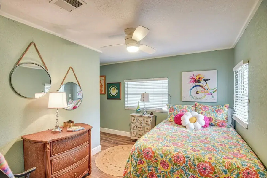 Walk to Historic Dtwn: Sanford Home w/ Gas Grill!