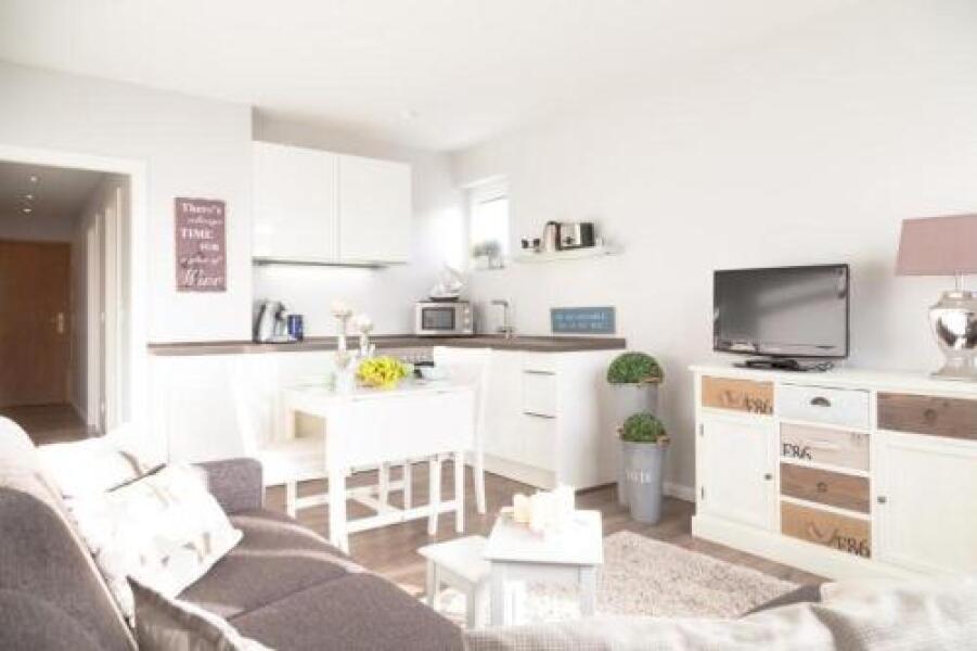 Th_ H_Str_3 App_ 30 Kaisers Home