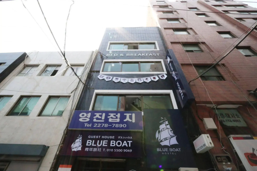 Blue Boat Hostel Myeongdong