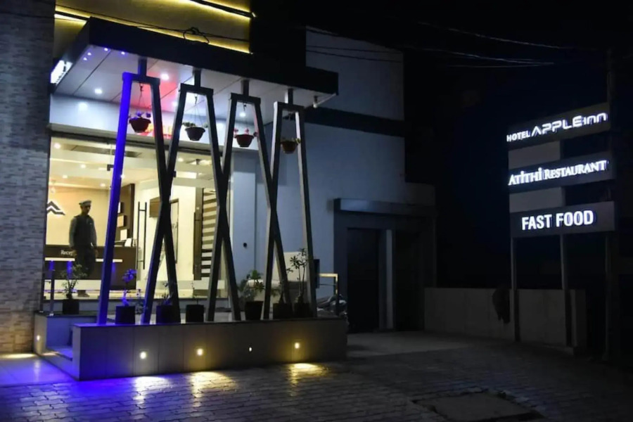 Hotel apple Inn Bharuch
