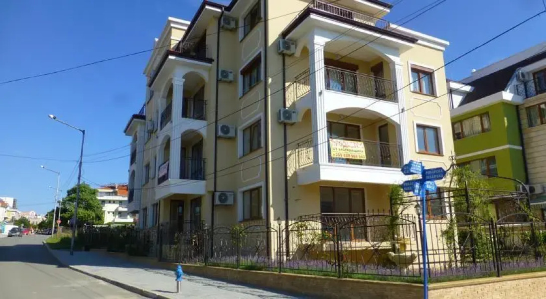 Apartments in Elitonia 5