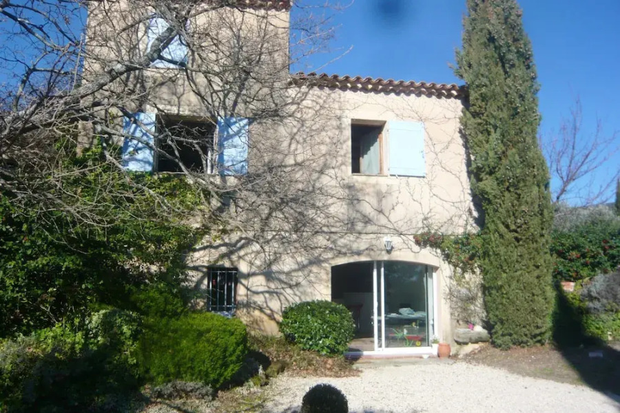 Villa With 3 Bedrooms in Cucuron, With Private Pool, Enclosed Garden and Wifi - 50 km From the Beach