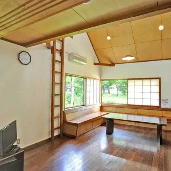 Johnnobi Village Manzairaku