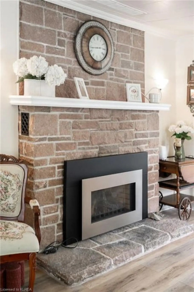 Pines Bay Waterfront Cottage With Hot tub