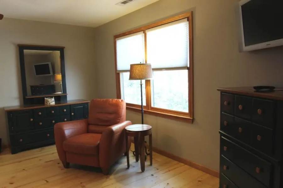 Hook Wine And Linger