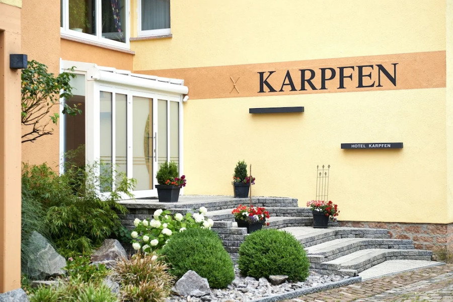 Hotel - Restaurant Zum Karpfen