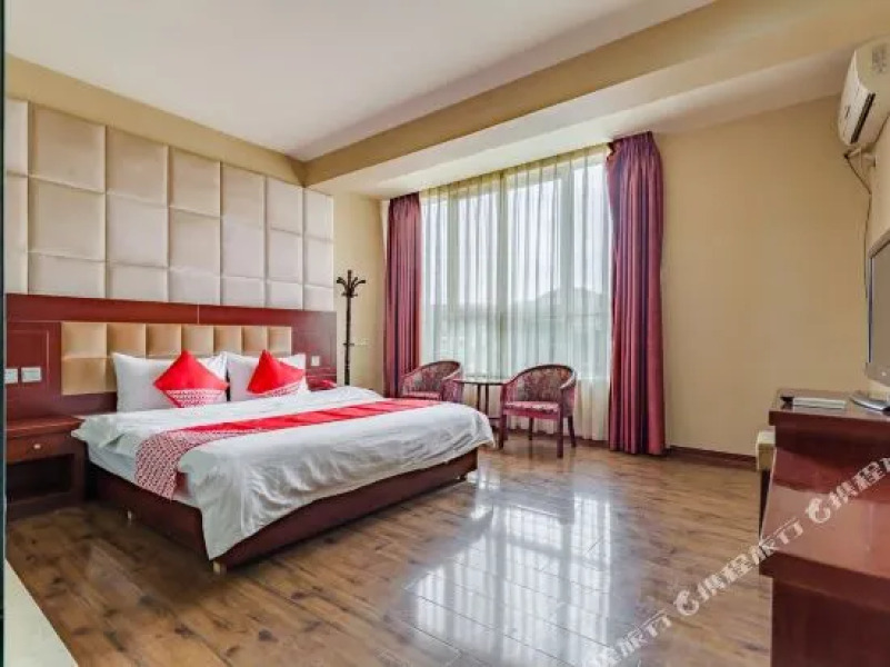 Xichang Red 8 Hotel