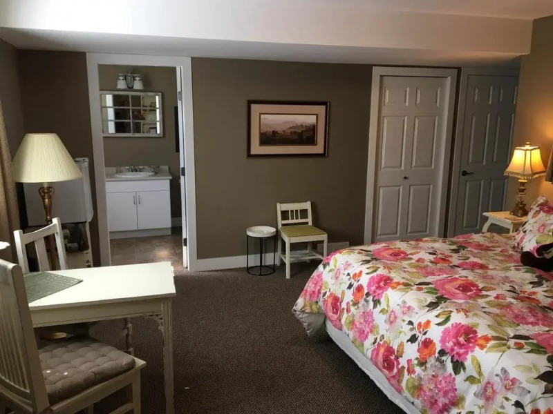 Yellow Rose Bed & Breakfast