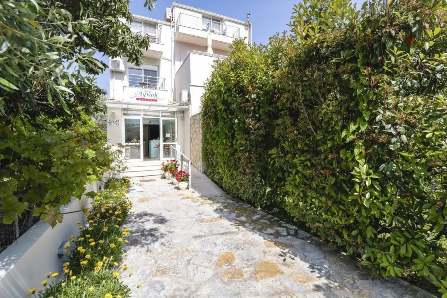 Agnadi Suites
