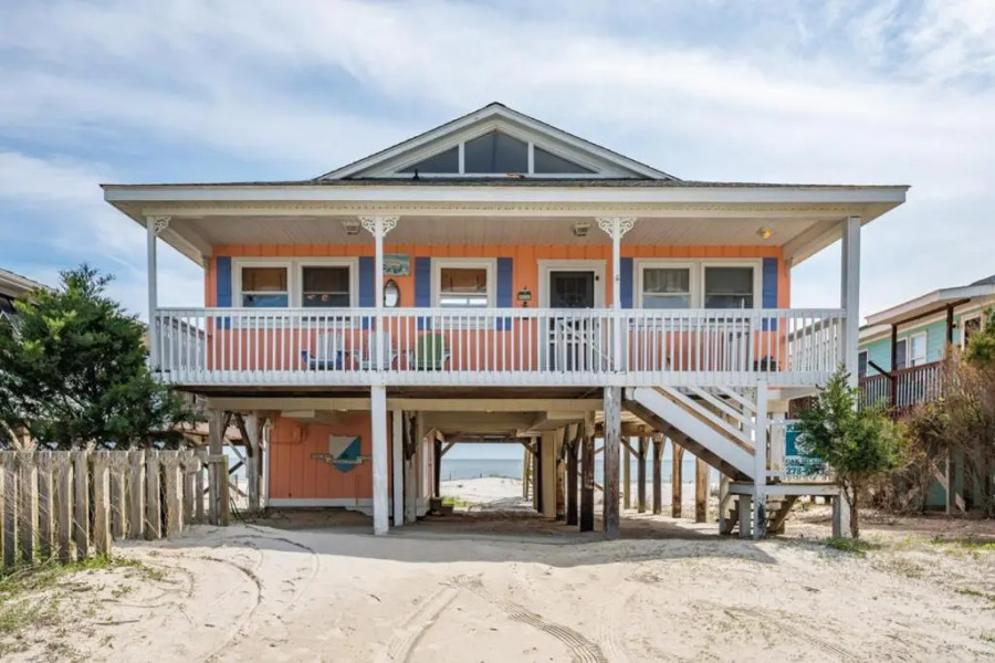 A Summer Fling by Oak Island Accommodations