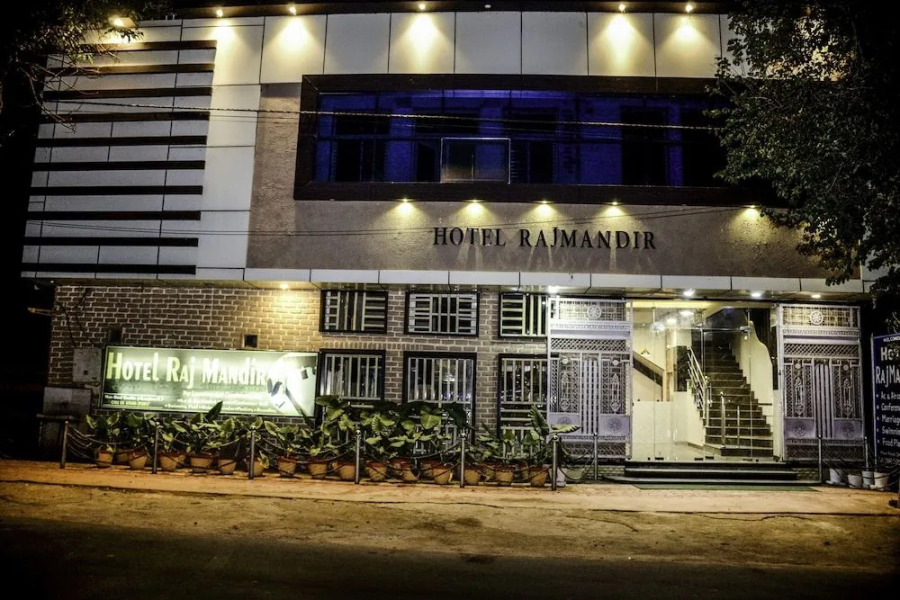 OYO 23178 Hotel Raj Mandir