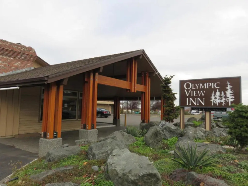 Olympic View Inn