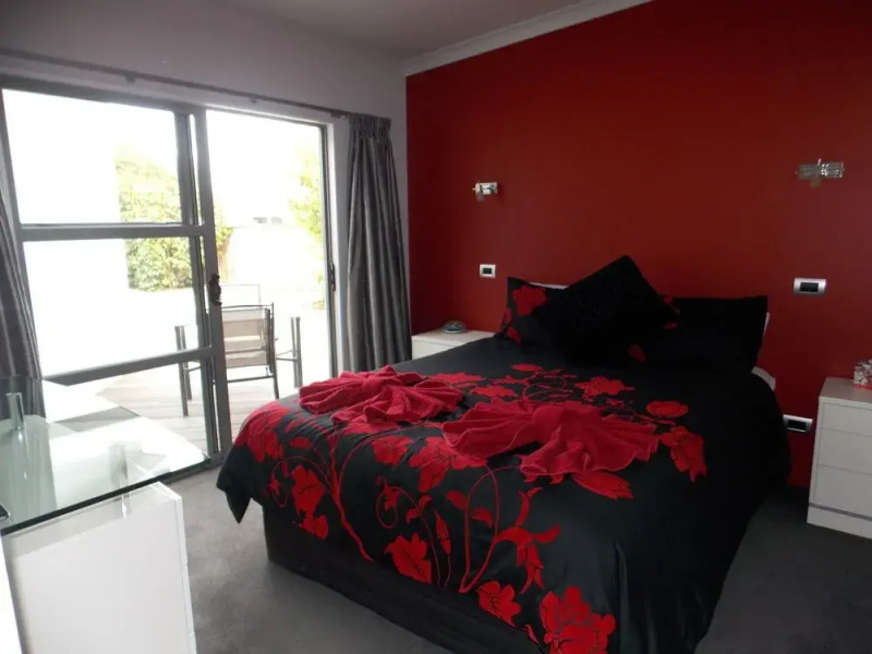 De Vine Martinborough 14 Cologne St