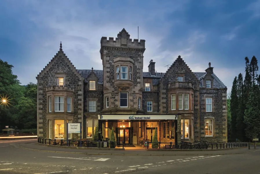 Tarbet Hotel