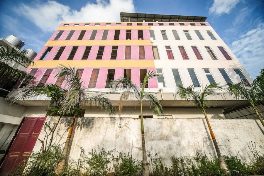 OYO 43665 Purple Resort