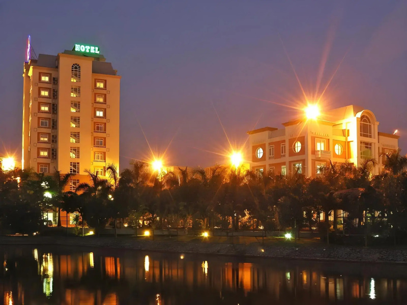 Camela Hotel & Resort