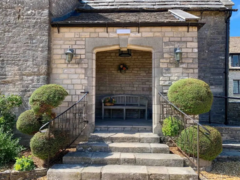 Mortons Manor